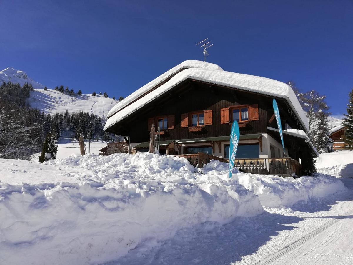 Hotel Le Taconet Le Praz de Lys Exterior foto